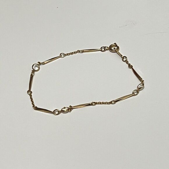 Dainty Baby Gold Rhinestone Bracelet Lobster Clasp Minimal - Picture 1 of 3